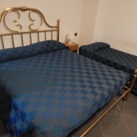 albergo massimo Loano Esterno foto