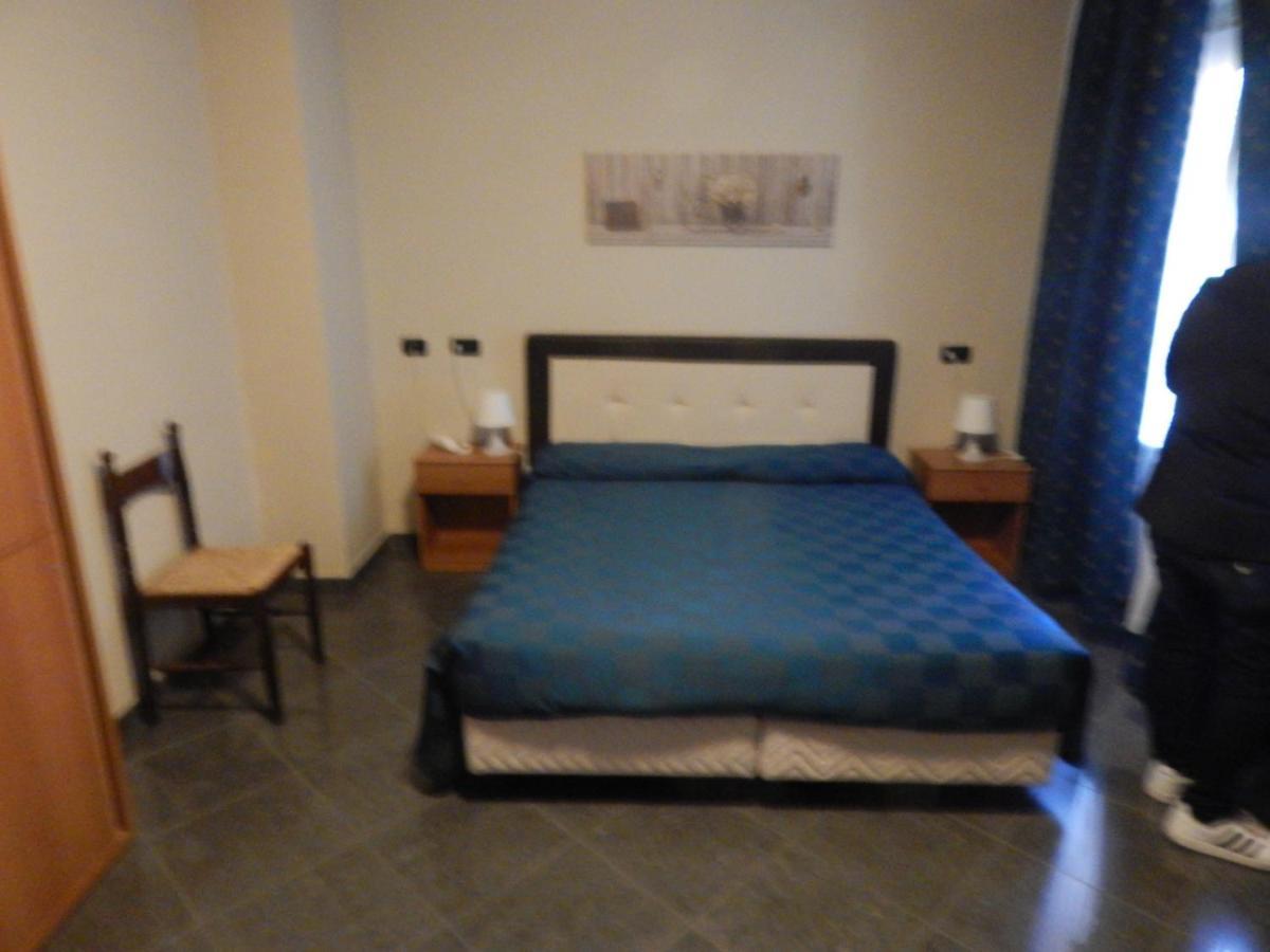 albergo massimo Loano Esterno foto