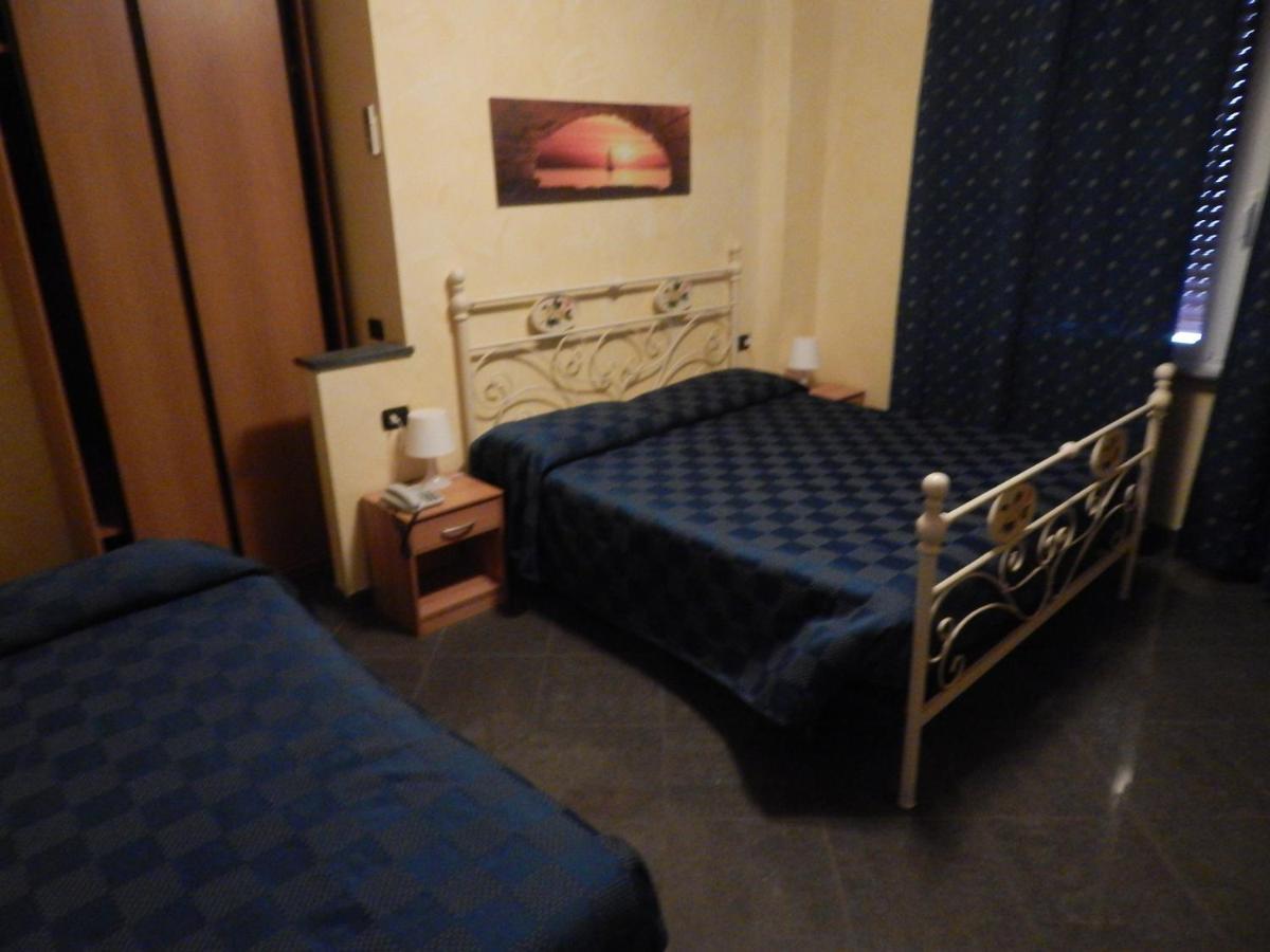 albergo massimo Loano Esterno foto
