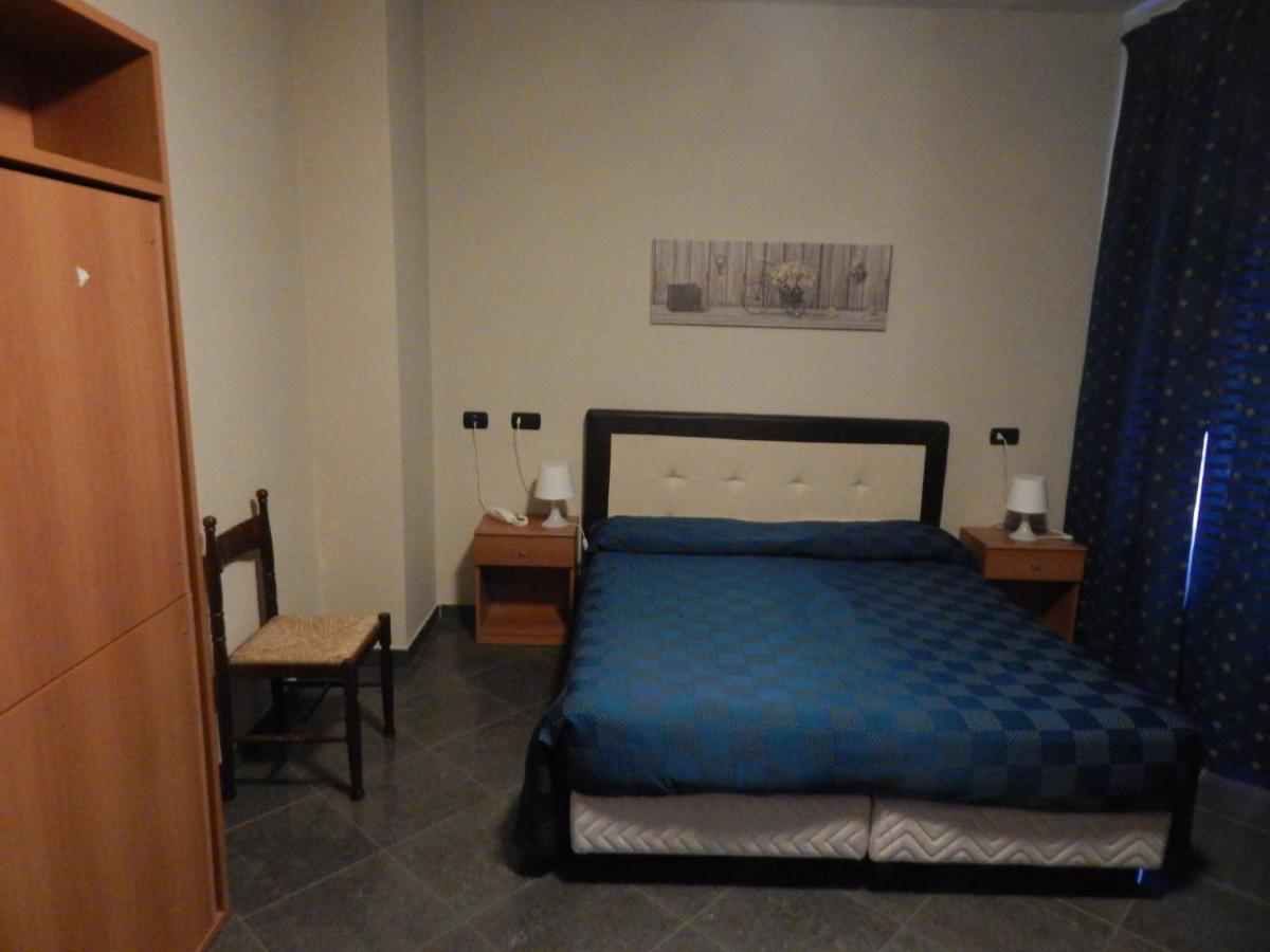 albergo massimo Loano Esterno foto